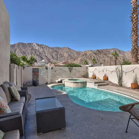 La Quinta Cove Private POOL home, close to Paribas, Golf, Coachella & Stagecoach