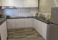 JJ Cozy Staycation - Viva Jazz Suite 4 - Condos