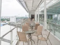 Grand G7 Hotel Pasar Baru 朱安达站附近的飯店
