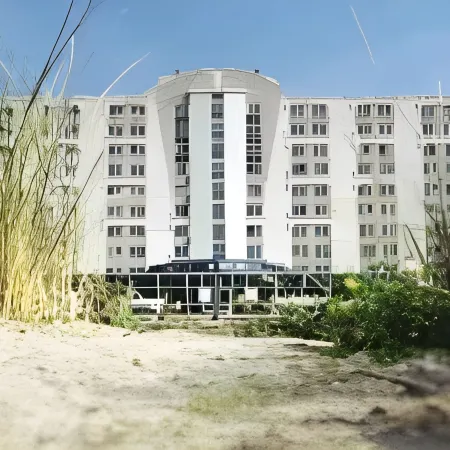 Beachhotel Zandvoort by Center Parcs Отели рядом с достопримечательностью «Пляж Зандворт»