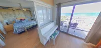 Discount Huge 1240sq.ft Oceanfront Corner Unit Panoramic Wrap-Around Views - อ่างจากุชชี่