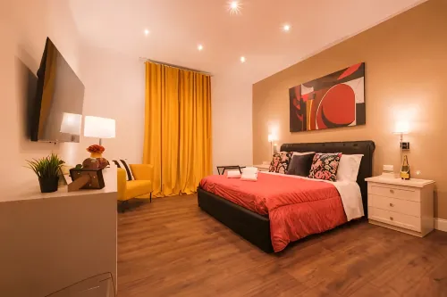 L&K Prestige House With Parking - Sant'Orsola - New