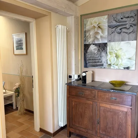 NATURE - cottage with garden, shared pool, private veranda