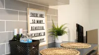 Reardon Apartment - Parking/Wifi - Warwick
