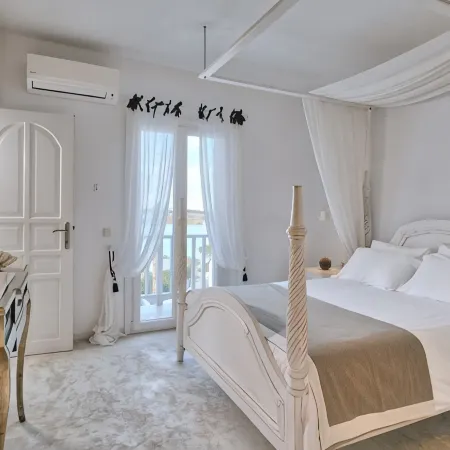 Lilly Residence-All Sea View Suites, Adults Only