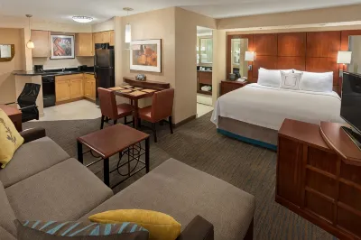 Residence Inn by Marriott Toronto Downtown / Entertainment District Hotels near Second City Toronto