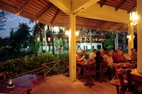 Coral Hotel Bangsaphan - breakfast