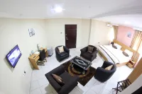 Celia's Suites - balcony