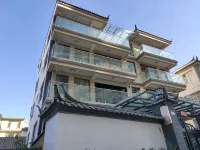 Yulong Narongju Inn (Lijiang High-speed Railway Station)