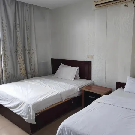 Happy Migratory Bird Family Hostel