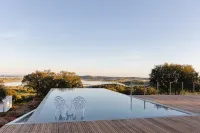 Montimerso Skyscape Countryhouse - С бассейном