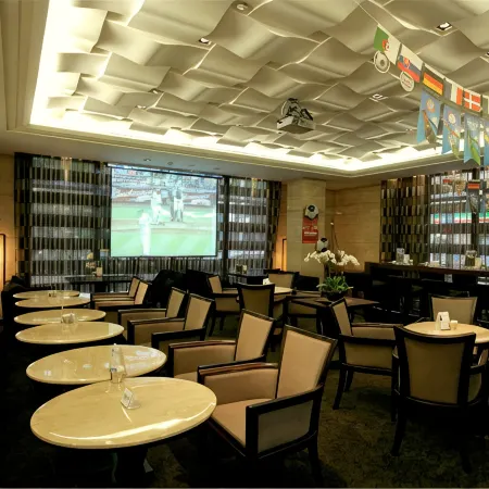 Fullon Hotel Taipei Central Отели рядом с достопримечательностью «Торговый центр Far Eastern»