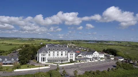 Garryvoe Hotel in Cork