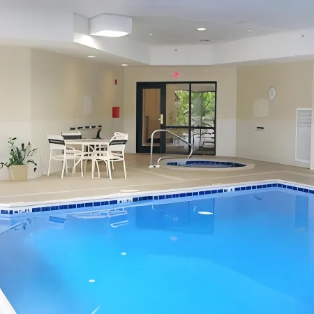 Courtyard Hickory