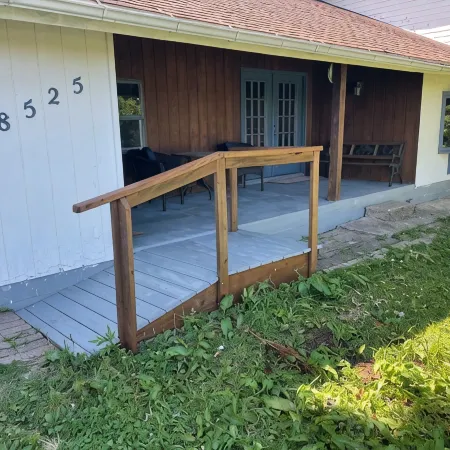 Quiet farmhouse with amazing views - close to skiing in Ellicotville!