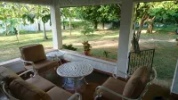 HCS Bungalows, Turtle Bay Rustic Bungalow with garden, Flat #1 - Wi-Fi