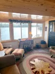 Lily Pad on Muskie Lake - Hytter