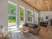 Black Haven Tiny Home Hotele w: Surry