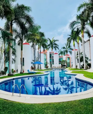 Ixtapa Family Vacation condo - 3 mins drive to hotels zone and beaches! - Homestays