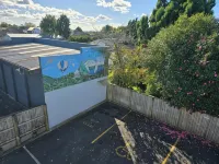Microtel Lodge Hamilton - Hostel - Parking