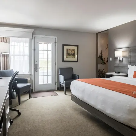 Amsterdam Inn & Suites Moncton Отели в г. Монктон