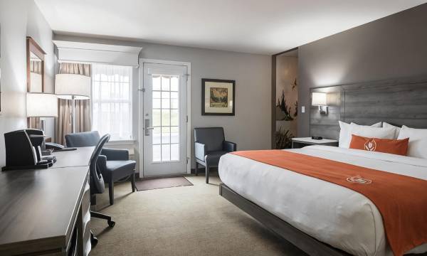 Amsterdam Inn & Suites Moncton