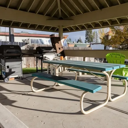 Modern McCall Mountain Gem -- Pet-Friendly -- Less Than 1 Mi to Lake & Downtown