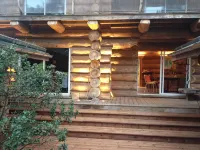 Authentic log in the heart of the pine forest for 10 people Hotels in Carcans