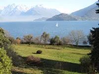 Situated in a beautiful & relaxing place on Lake Como,. Perfect family of 4. - 3 Sao