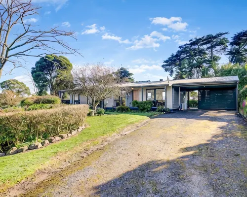 YERING PARK COTTAGE - 3 bedroom home  in the heart of the Yarra Valley Hotels in Coldstream