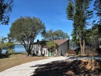 Amazing Lakefront Views! 4/4, Pool, Diving Board, Spa, Pool Table, Near LegoLand