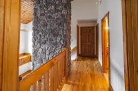 Adirondacks Getaway - Hiking Trails - Sauna - 5-Min from Lake - Pet-Friendly
