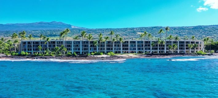 Loft Style Completely Remodeled Condo Hotels in Holualoa
