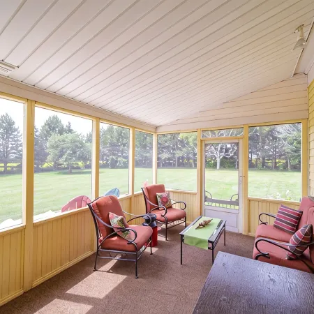 Historic Woodbine Cottage