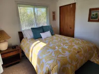 Relaxing Lake View Home, Pet Friendly, Central Location.  Close to Ferries! - Wi-Fi