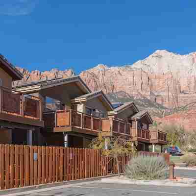 Townhome 2 in Springdale, Zion National Park Hotel Exterior
