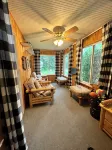 Lakeshore cabin - Homestays