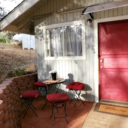 Family-Friendly, Pet-Friendly, 2 Minute Drive To Everything In Oakhurst