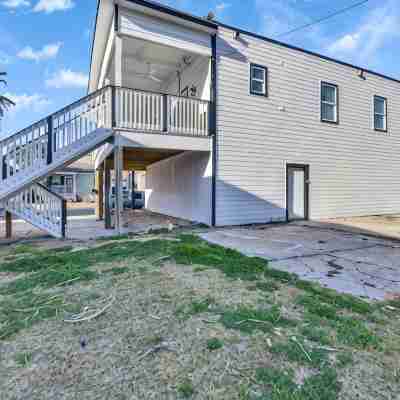 Beautiful house in Galveston with nearby attractions that's pet-friendly. Hotel Exterior