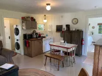 Harbor Springs Cottage In The Woods - 4 estrellas