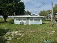 LAKE-FRONT AT BEAUTIFUL SANDY SHORE LAKE PLACID, FL - 3-Star