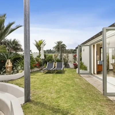 Beachfront on Waiheke Hotels near Waiheke Island