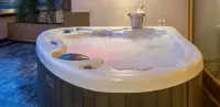 Applegarth Villa Hotel & Restaurant (Adult Only) - Hot Tub