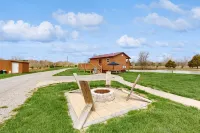 Pet Friendly! Couples Retreat in Southern Illinois - 2-Star
