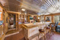 Log Cabin, Utk/Neyland, Smokies, 16Acres, FP, HotTub, Sauna, Fishing, Golf, Pets