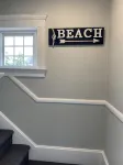 Beautiful sun filled 2 BR 3 blocks from beach- 2 beach passes- kids are free - WiFi