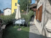Beautiful apartment on Lake Como with private garden and lake view