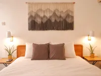 Betah Homestay Banyuwangi Hotels in Giri
