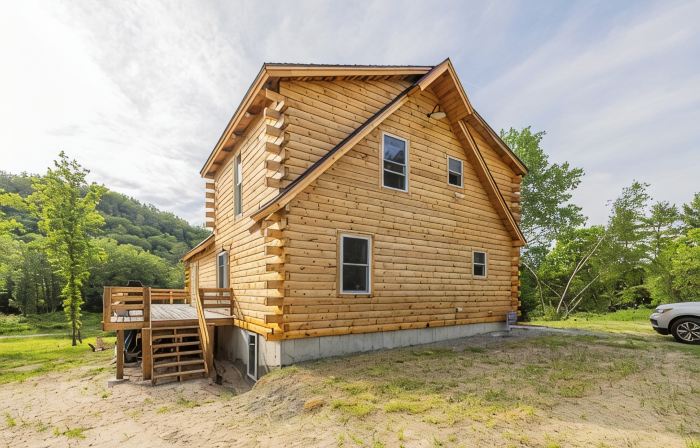 Experience Bethel charm near Sunday River