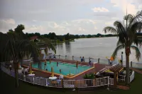 Lake Roy Beach Inn - Winter Haven